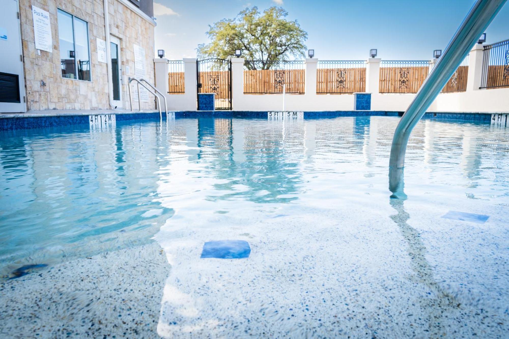 Holiday Inn Express Glen Rose By Ihg Dış mekan fotoğraf
